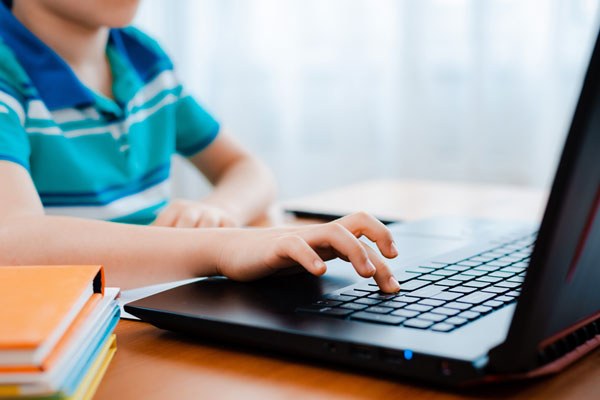 Contrasto Divario Digitale: buoni acquisto per PC e Tablet foto 